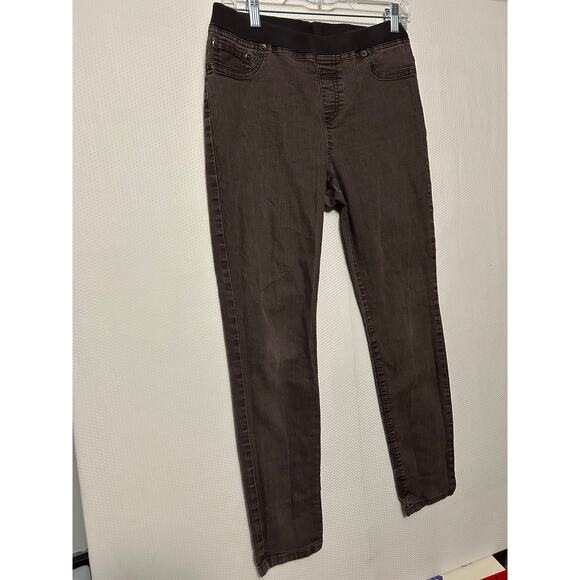 Chico’s Ultimate Fit Grey Wash Legging Jean Elastic Waist Size 1 (Medium) - Picture 5 of 10